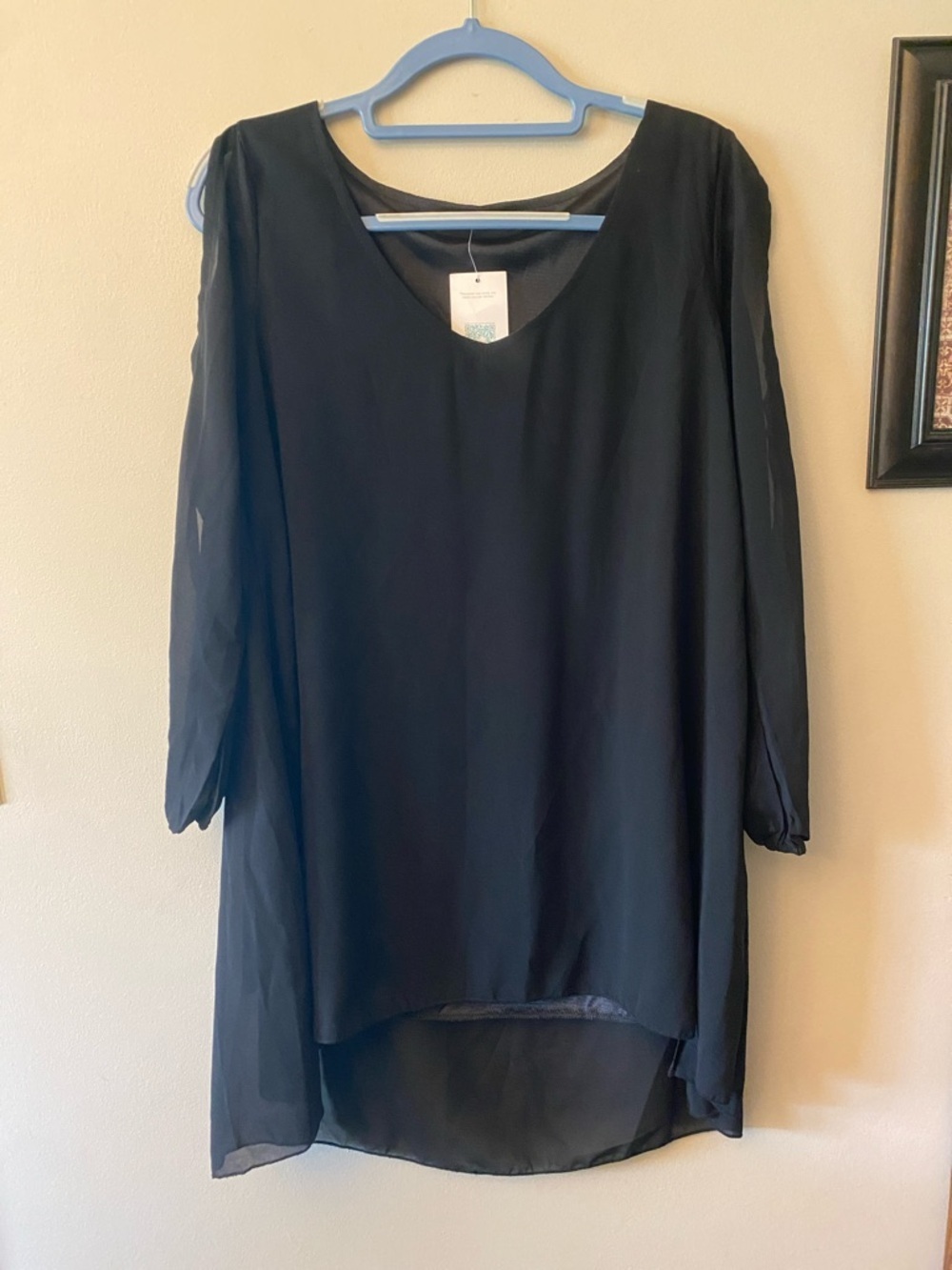 Black Sheer Midi cold shoulder dress/coverup 🆕
